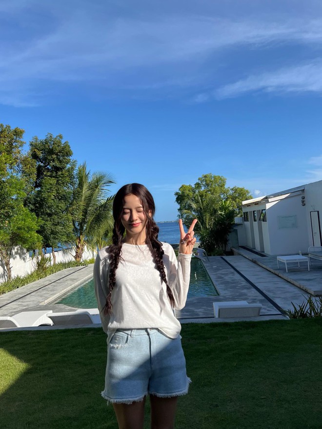 Diễn xuất g&acirc;y tranh c&atilde;i nhưng style phim mới của Jisoo th&igrave; 0 người ch&ecirc;- Ảnh 5.