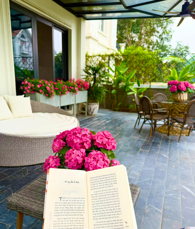 G&oacute;c chưa từng h&eacute; lộ trong biệt thự 60 tỷ của "nữ diễn vi&ecirc;n gi&agrave;u nhất miền Bắc"- Ảnh 11.