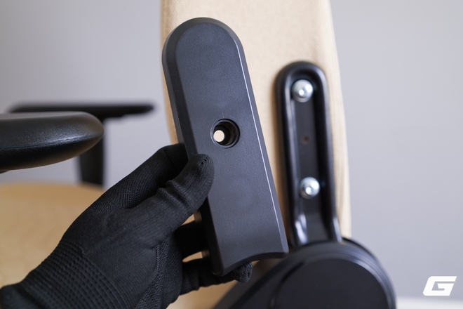 Sờ tận tay "rồng thần" Dragon Lore ngo&agrave;i đời thực với Razer Iskur V2 X CS2 Edition: - Ảnh 24.