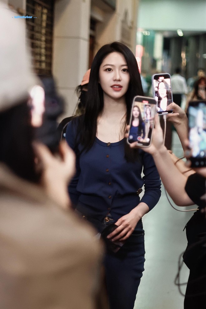 Mỹ nữ mặc quần jeans đẹp chấn động khiến 1,4 tỷ d&acirc;n Trung t&igrave;m kiếm   - Ảnh 4.