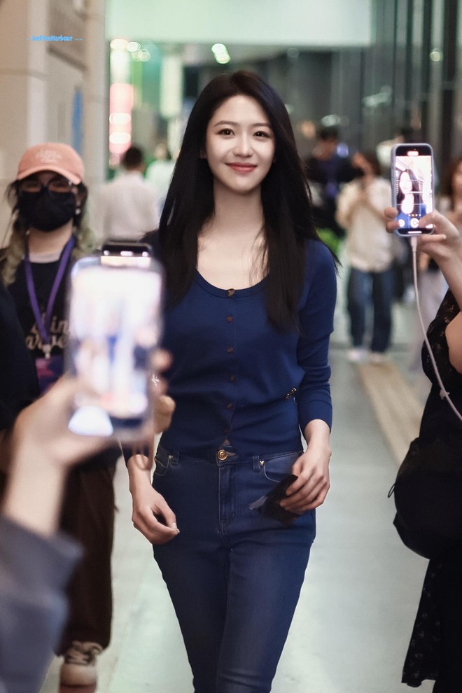 Mỹ nữ mặc quần jeans đẹp chấn động khiến 1,4 tỷ d&acirc;n Trung t&igrave;m kiếm   - Ảnh 6.