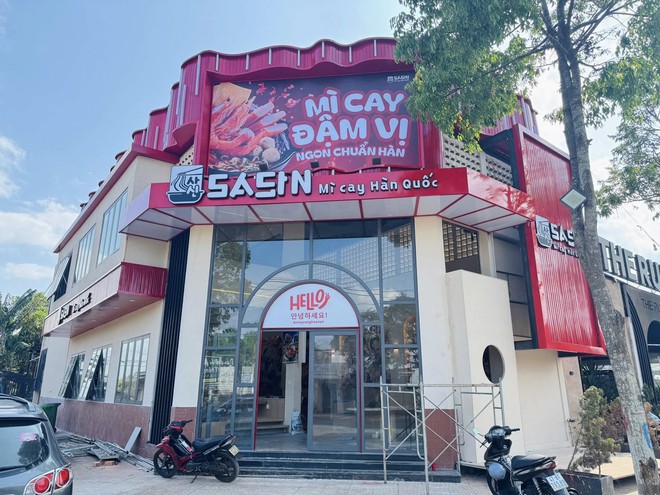 Diễn vi&ecirc;n Quốc Trường đang l&agrave;m g&igrave; với thương hiệu m&igrave; cay 7 cấp độ m&agrave; &ocirc;m mộng 1000 tỷ? - Ảnh 5.