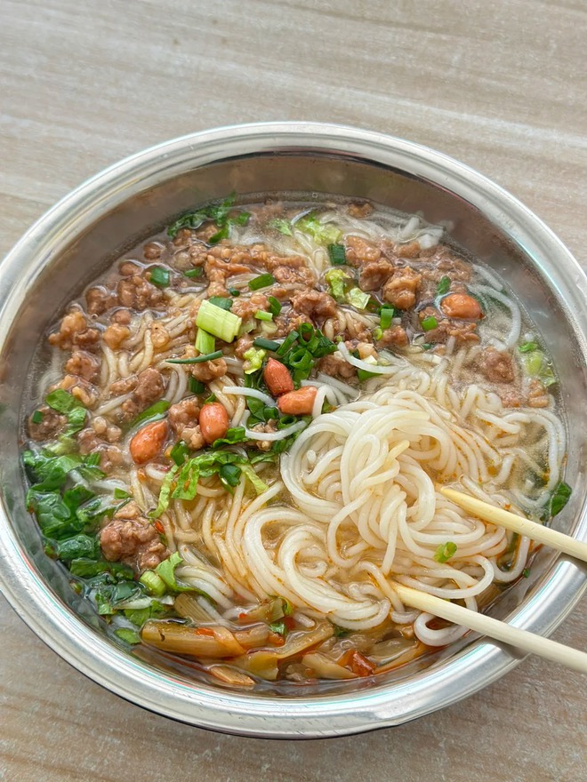 Cách Việt Nam chỉ một chuyến tàu, người Nam Ninh có 7 món ăn sáng "gây nghiện": Không sơn hào hải vị nhưng nếm một lần là nhớ cả đời! - Ảnh 3.