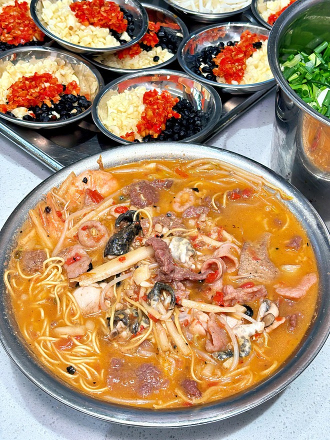 Cách Việt Nam chỉ một chuyến tàu, người Nam Ninh có 7 món ăn sáng "gây nghiện": Không sơn hào hải vị nhưng nếm một lần là nhớ cả đời! - Ảnh 8.