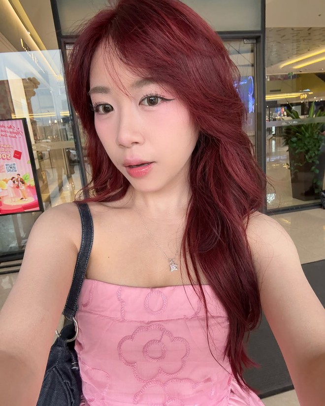 Mỹ nữ cao 1m49 nổi khắp TikTok v&igrave; s&agrave;nh điệu: Chưa bao giờ mặc xấu, chưa một lần chậm trend- Ảnh 18.