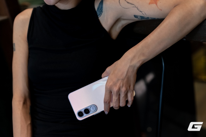 Cận cảnh bộ đ&ocirc;i vivo V70 v&agrave; V70 FE: Điện thoại kết hợp c&ugrave;ng với POP MART c&oacute; g&igrave; khiến giới trẻ phải t&ograve; m&ograve;- Ảnh 27.