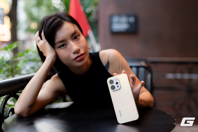 Cận cảnh bộ đ&ocirc;i vivo V70 v&agrave; V70 FE: Điện thoại kết hợp c&ugrave;ng với POP MART c&oacute; g&igrave; khiến giới trẻ phải t&ograve; m&ograve;- Ảnh 5.