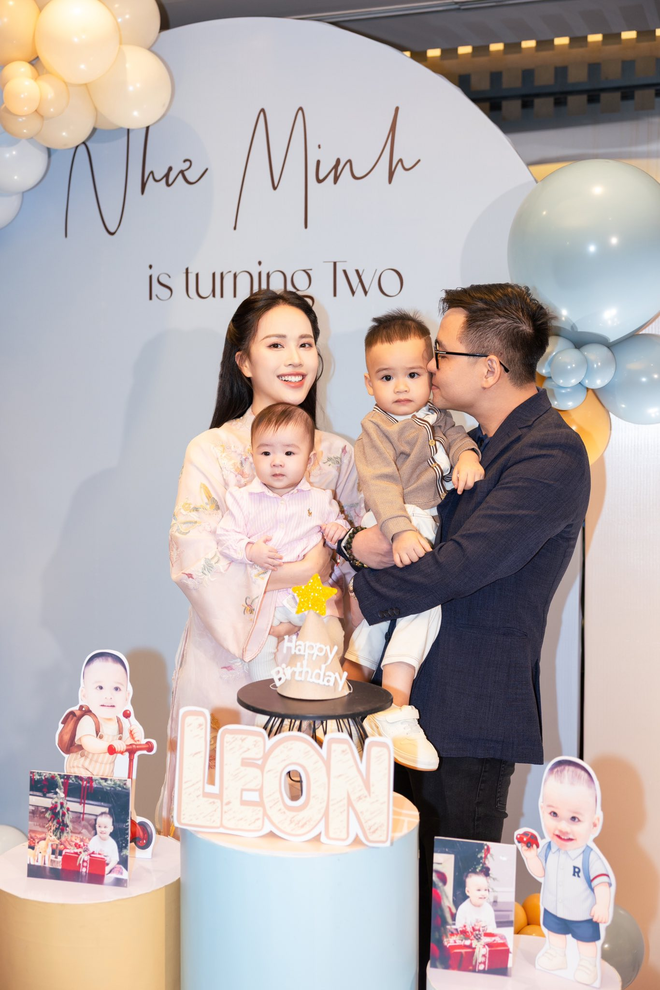 Chọn bình yên bên gia đình thay vì hào quang Hoa hậu: Nữ MC lấy chồng Tiến sĩ, cuộc sống như phú bà trong dinh thự 9 tầng ở Hà Nội- Ảnh 4. Chọn bình yên bên gia đình thay vì hào quang Hoa hậu: Nữ MC lấy chồng Tiến sĩ, cuộc sống như phú bà trong dinh thự 9 tầng ở Hà Nội- Ảnh 4.