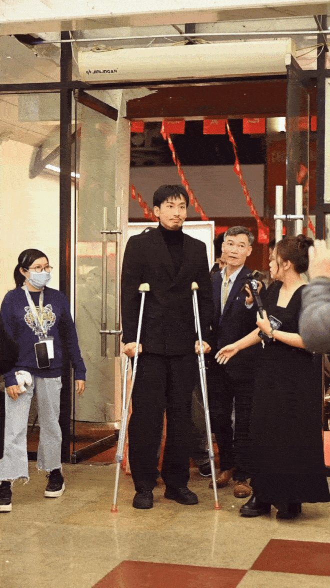 Lo cho Tuấn Trần - Ảnh 4.