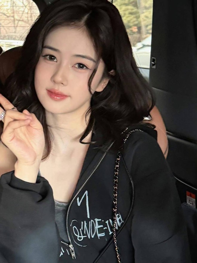 Clip 15s của Bạch Lộc khiến Triệu Lộ Tư v&agrave; Jang Wonyoung bị nhắc t&ecirc;n- Ảnh 7.