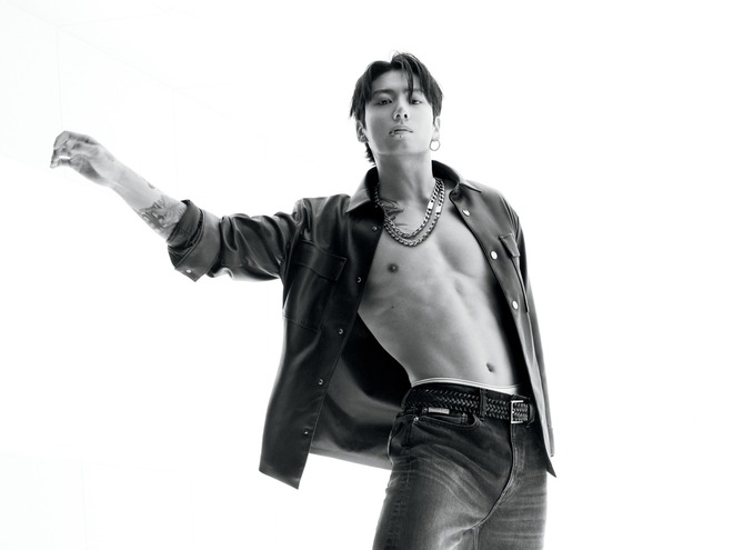 Jungkook (BTS) xin đừng làm chuyện này với gương mặt của mình nữa! - Ảnh 5.