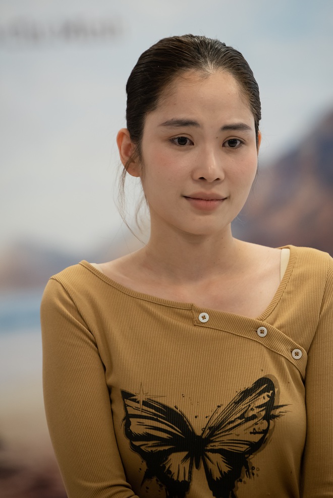 Ho&agrave;i Linh v&agrave; Quyền Linh gi&uacute;p Qu&aacute;ch Beem l&agrave;m một việc - Ảnh 2.