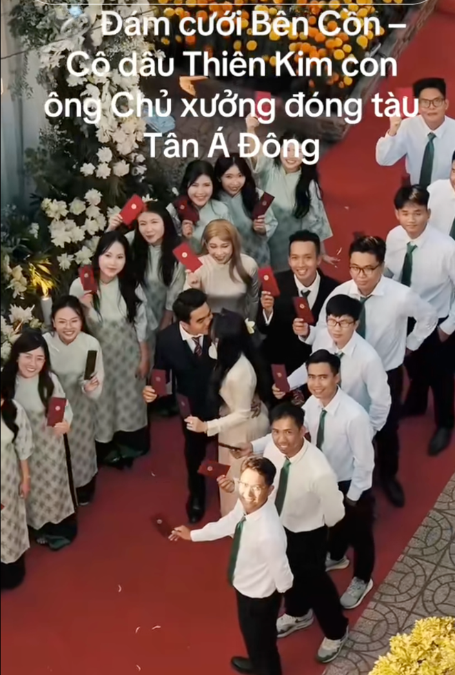 Lễ cưới của &aacute;i nữ "&ocirc;ng tr&ugrave;m" đ&oacute;ng t&agrave;u Tiền Giang: Kh&ocirc;ng gian tiệc rộng lớn nhưng tư gia nh&agrave; g&aacute;i mới l&agrave; điểm nhấn- Ảnh 10.