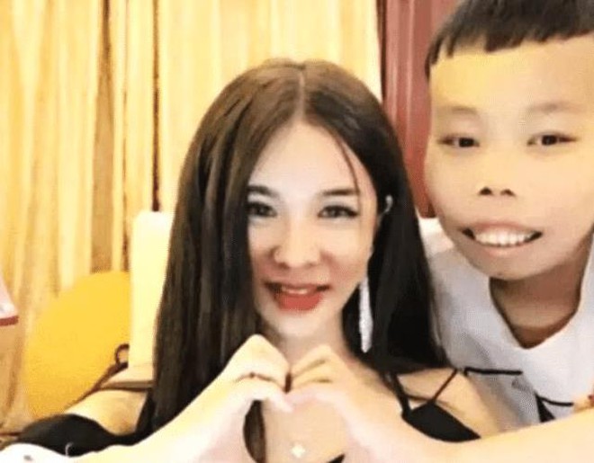 T&igrave;nh h&igrave;nh hiện tại của "Thiếu gia xấu nhất Trung Quốc"- Ảnh 2.