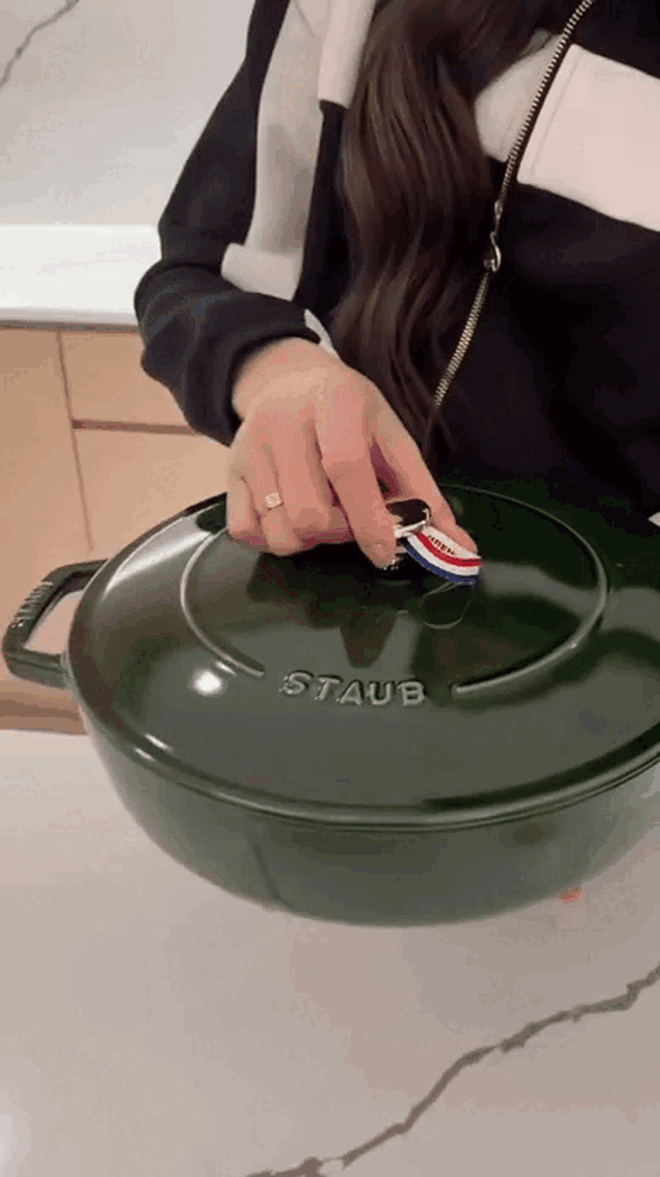 Kỳ Duy&ecirc;n đập hộp bộ nồi ni&ecirc;u gi&aacute; chấn động, Thi&ecirc;n &Acirc;n b&igrave;nh luận ngay 1 c&acirc;u- Ảnh 6.