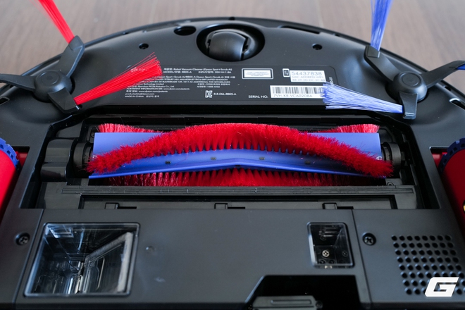 Đ&acirc;y l&agrave; robot h&uacute;t bụi lau nh&agrave; AI 35 triệu của Dyson: 3 th&ugrave;ng chứa, 2 chổi, 1 con lăn, 0 chi ph&iacute; t&uacute;i r&aacute;c- Ảnh 7.