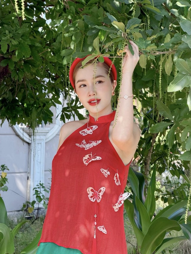 Bảo Thy da trắng mịn trẻ mãi không già: Thường xuyên uống 1 loại nước chống nắng, thải mỡ, mùa hè xứng đáng dùng đều - Ảnh 4.