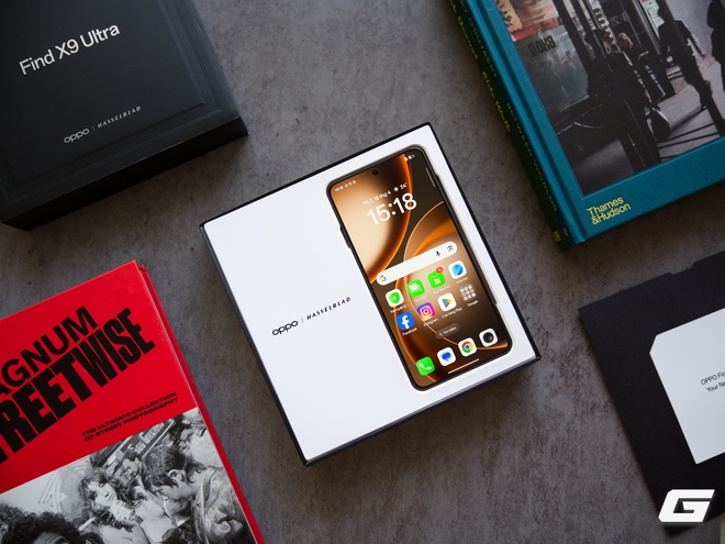 Mở hộp OPPO Find X9 Ultra bằng m&aacute;y ảnh Hasselblad - Ảnh 4.