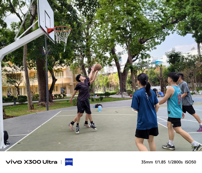 Trải nghiệm camera tr&ecirc;n vivo X300 Ultra: Vẫn &ldquo;đỉnh ch&oacute;p&rdquo;, nhưng kh&ocirc;ng phải ai cũng cần- Ảnh 88.