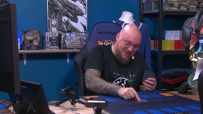 Ch&agrave;ng trai biến giấc mơ Yu-Gi-Oh th&agrave;nh hiện thực với hệ thống triệu hồi qu&aacute;i vật 3D từ thẻ b&agrave;i - Ảnh 3.