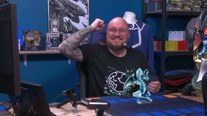 Ch&agrave;ng trai biến giấc mơ Yu-Gi-Oh th&agrave;nh hiện thực với hệ thống triệu hồi qu&aacute;i vật 3D từ thẻ b&agrave;i - Ảnh 4.