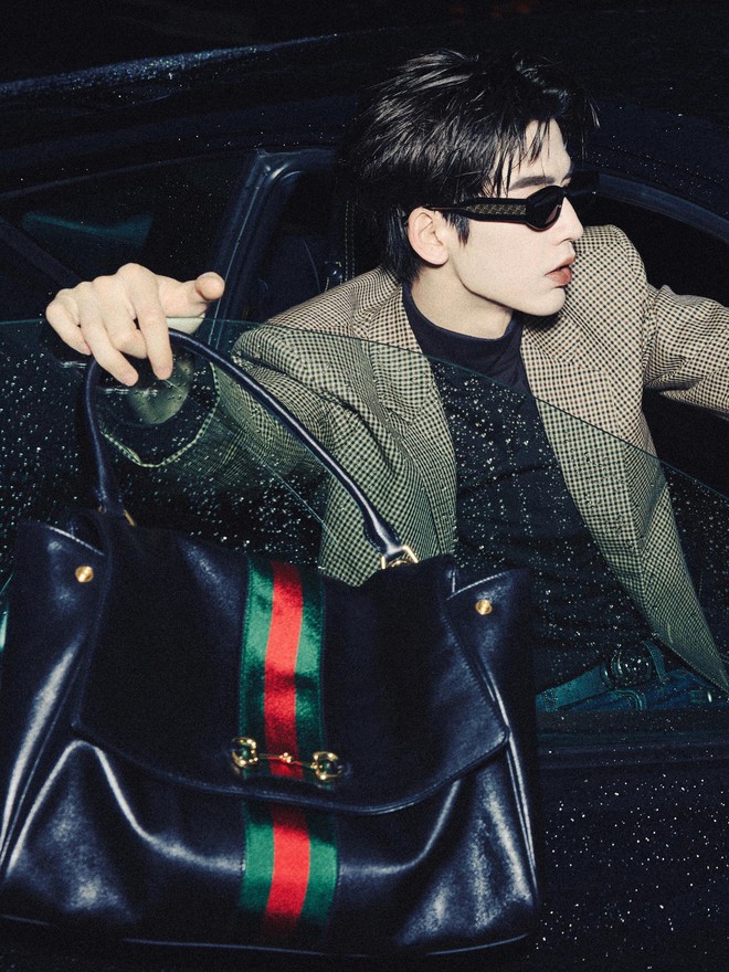 Gucci "đẩy thuyền" cực mạnh cho cặp đ&ocirc;i Trục Ngọc: Điền Hi Vi "bad girl" lấn &aacute;t, Trương Lăng H&aacute;ch cũng kh&oacute; gi&agrave;nh spotlight - Ảnh 15.