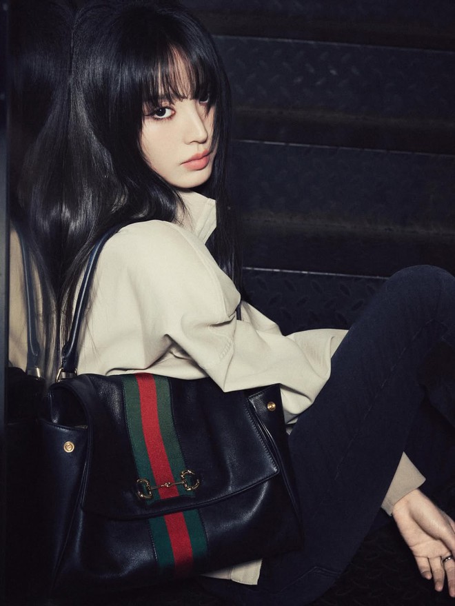 Gucci "đẩy thuyền" cực mạnh cho cặp đ&ocirc;i Trục Ngọc: Điền Hi Vi "bad girl" lấn &aacute;t, Trương Lăng H&aacute;ch cũng kh&oacute; gi&agrave;nh spotlight - Ảnh 7.