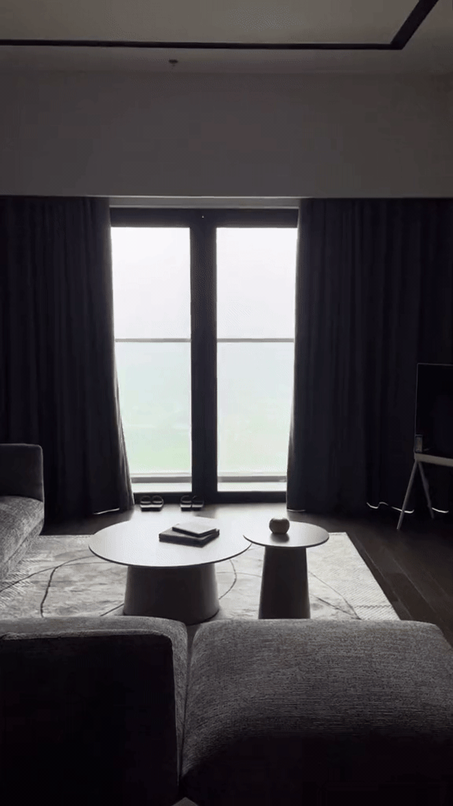 Thiếu gia S&agrave;i th&agrave;nh cưới giảng vi&ecirc;n đại học: Tận hưởng h&ocirc;n nh&acirc;n trong biệt thự view s&ocirc;ng đẹp như phim, chuyện t&igrave;nh cứ ngỡ tiểu thuyết- Ảnh 4.