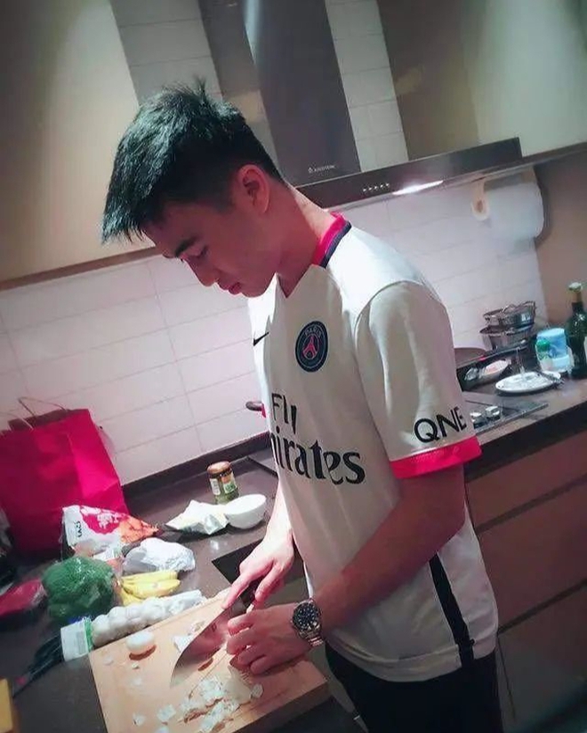 &ldquo;Thi&ecirc;n thần sa ng&atilde;&rdquo; lấy con trai &ocirc;ng tr&ugrave;m s&ograve;ng bạc: 1 bước th&agrave;nh d&acirc;u h&agrave;o m&ocirc;n, nh&igrave;n kh&ocirc;ng gian sống hiện tại mới thấy đời sang trang thật rồi- Ảnh 9.