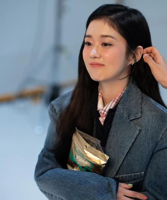 Jang Na Ra U50 trẻ kh&ocirc;ng t&igrave; vết: C&oacute; 2 m&oacute;n nước chống gi&agrave;, loại 1 l&agrave; "kem chống nắng tự nhi&ecirc;n", loại 2 tốt sức khỏe đủ đường - Ảnh 3.