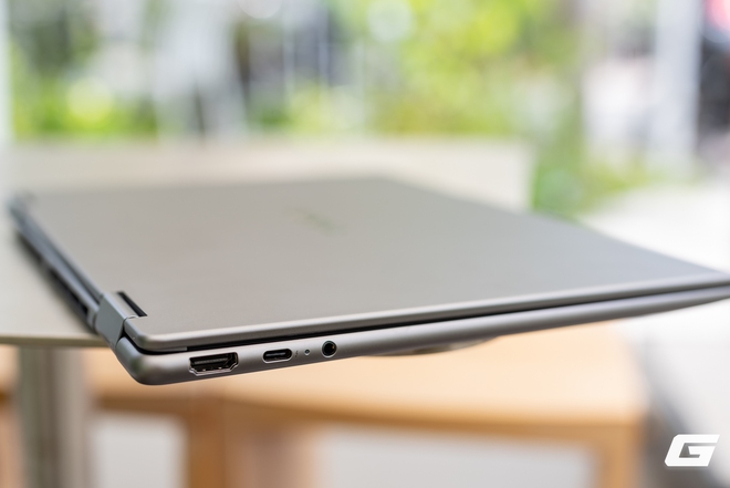 Cận cảnh Lenovo Yoga 7i 2-in-1 Gen 11: Tích hợp Intel Core Ultra thế hệ 3, 32GB RAM, đa dụng mạnh mẽ nhưng vẫn có điểm cần lưu ý - Ảnh 6.