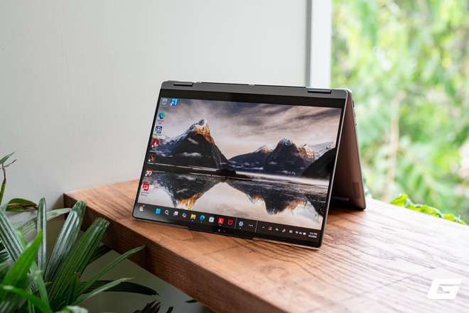 Cận cảnh Lenovo Yoga 7i 2-in-1 Gen 11: Tích hợp Intel Core Ultra thế hệ 3, 32GB RAM, đa dụng mạnh mẽ nhưng vẫn có điểm cần lưu ý - Ảnh 41.