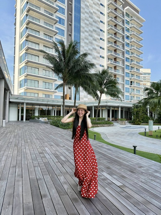 Hiền Thục tuổi 45 vẫn mướt mượt như gái đôi tươi: Rất chú trọng chăm sóc sức khỏe kiểu này để chống già đỉnh của chóp- Ảnh 3.