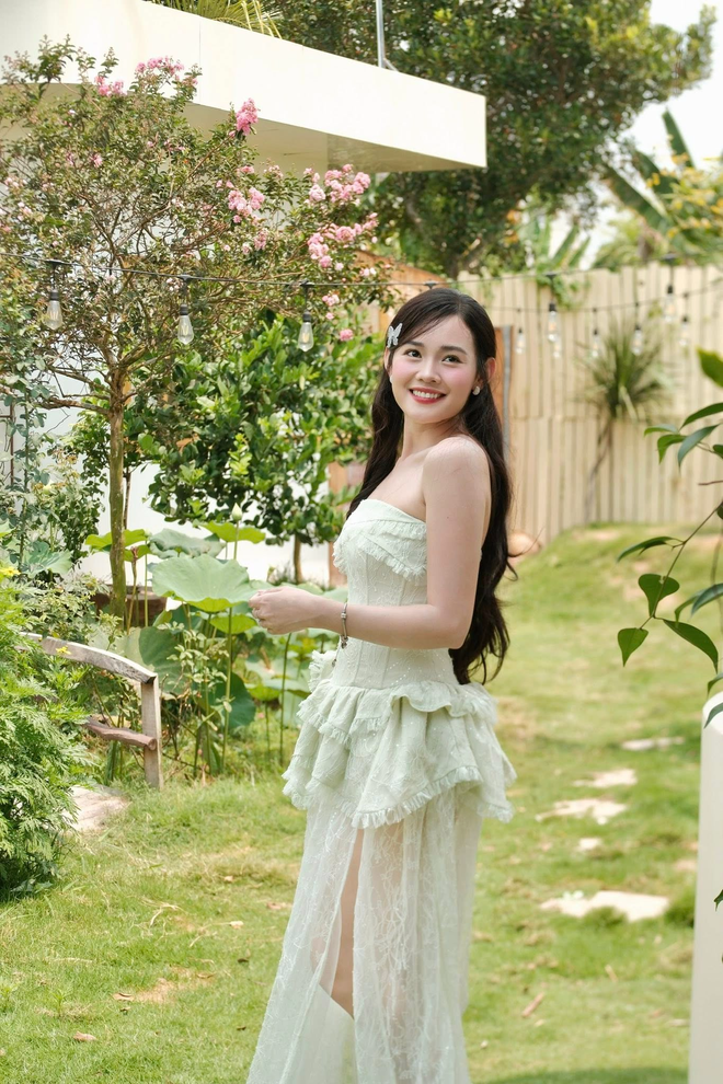 Bỏ việc văn ph&ograve;ng, d&ugrave;ng ChatGPT thiết kế khu vườn tr&ecirc;n mảnh đất 1000m2: "Hết đau cổ vai g&aacute;y th&igrave; chuyển sang đau lưng v&igrave; cuốc đất"- Ảnh 3.