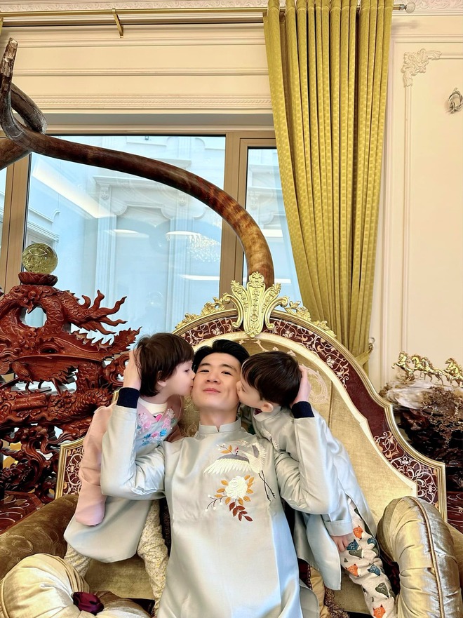Mỹ nh&acirc;n 26 tuổi lấy chồng chủ tịch: Giờ ở dinh thự trăm tỷ bề thế số 1 H&agrave; th&agrave;nh - Ảnh 9.