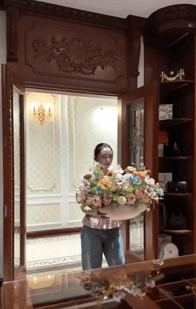 C&ocirc; g&aacute;i tỉnh lẻ th&agrave;nh n&agrave;ng d&acirc;u nh&agrave; vựa t&ocirc;m 10.000m2: Duy&ecirc;n từ d&atilde;y nh&agrave; trọ sinh vi&ecirc;n, y&ecirc;u ch&agrave;ng thiếu gia m&agrave; chẳng hề hay biết- Ảnh 1.