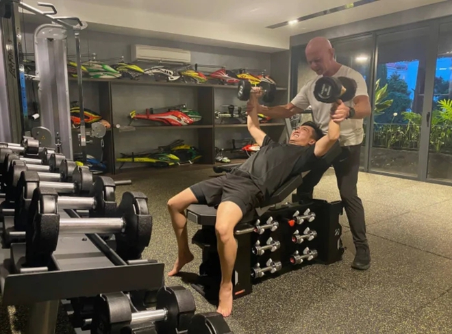 Mỹ nh&acirc;n d&acirc;n tộc T&agrave;y cưới đại gia phố n&uacute;i: Bước ch&acirc;n v&agrave;o cửa h&agrave;o m&ocirc;n, trở th&agrave;nh nữ chủ nh&acirc;n của biệt thự xa hoa giữa S&agrave;i th&agrave;nh- Ảnh 27.