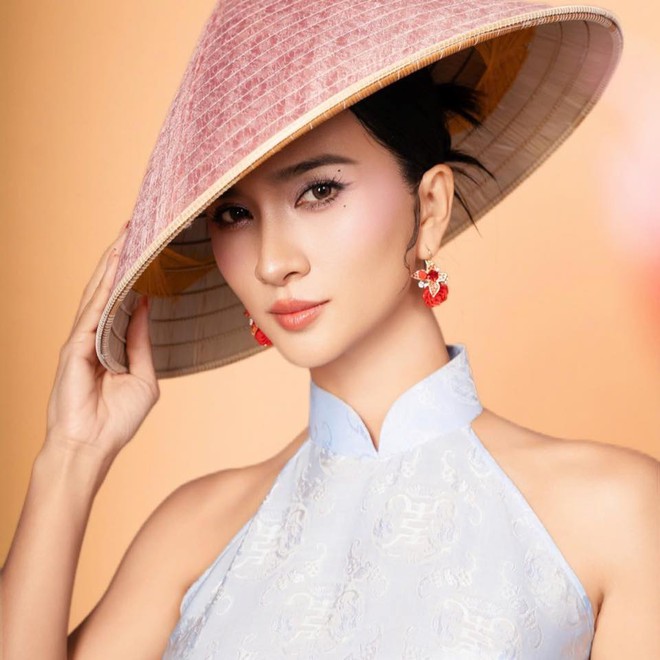 Mỹ nhân Việt lọt đề cử top 100 gương mặt đẹp nhất thế giới, nhận cát xê 2.000USD khi mới 16 tuổi: Dáng đẹp nhờ thói quen mỗi sáng không tốn 1 xu- Ảnh 2. Mỹ nhân Việt lọt đề cử top 100 gương mặt đẹp nhất thế giới, nhận cát xê 2.000USD khi mới 16 tuổi: Dáng đẹp nhờ thói quen mỗi sáng không tốn 1 xu- Ảnh 2.