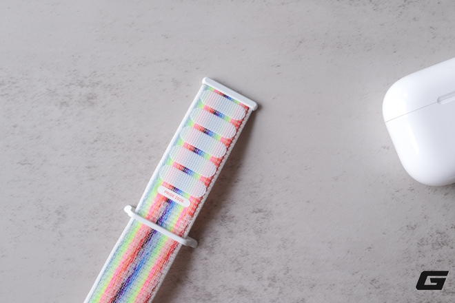 Trên tay dây đeo Apple Watch Pride Edition 2026: Có lẽ là phiên bản Pride đẹp nhất nhiều năm qua - Ảnh 16.