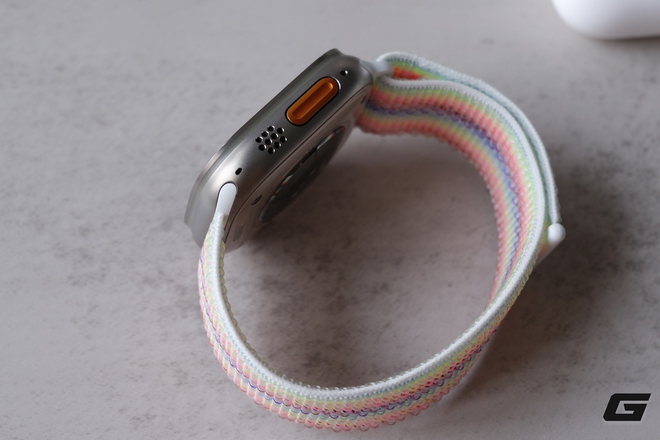 Trên tay dây đeo Apple Watch Pride Edition 2026: Có lẽ là phiên bản Pride đẹp nhất nhiều năm qua - Ảnh 13.