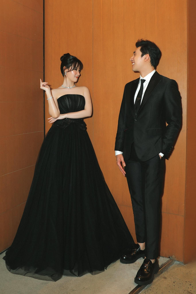 Con trai Chủ tịch nổi tiếng dùng “thuật ẩn thân” để yêu mỹ nhân showbiz: Lấy vợ mới lộ mặt, cưới xong thay đổi 180 độ - Ảnh 12.