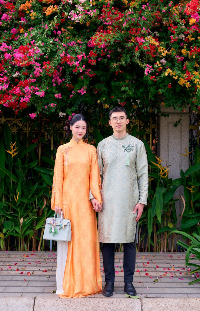 Con trai Chủ tịch nổi tiếng dùng “thuật ẩn thân” để yêu mỹ nhân showbiz: Lấy vợ mới lộ mặt, cưới xong thay đổi 180 độ - Ảnh 10.