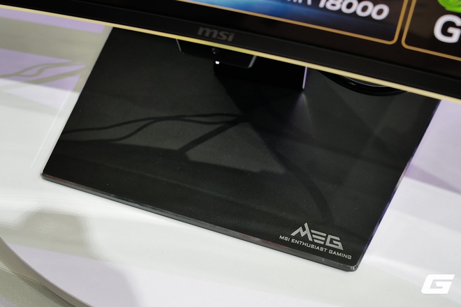 Cận cảnh dàn linh kiện “khủng” của MSI tại Computex 2026: desktop AI, VGA World of Warcraft và case nặng 33kg - Ảnh 14.