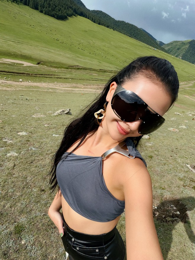 Quỳnh Anh Shyn rất hạn chế ăn 2 món vạn người mê để giữ cơ bụng số 11 săn chắc - Ảnh 1.