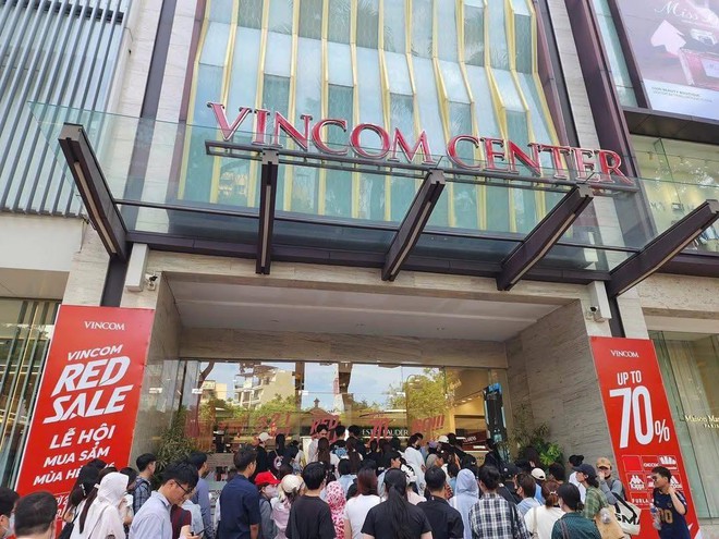Zara đang sale lớn nhất năm: Có món giảm hơn 50%, nhiều size đẹp 