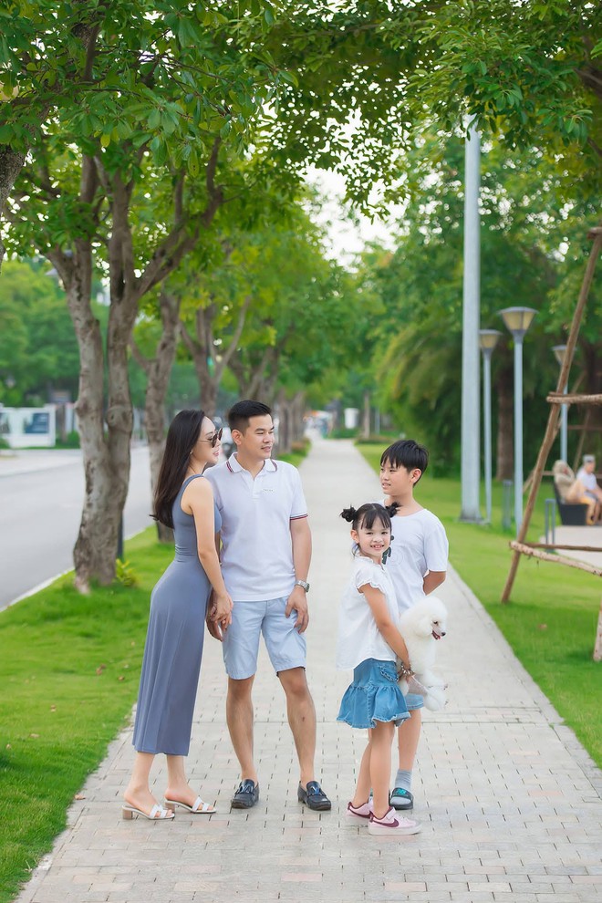 Được chồng yêu chiều suốt 16 năm hôn nhân, phú bà Long Biên tiết lộ tiêu chí chọn chồng: Có một điều rất khó giả tạo- Ảnh 5. Được chồng yêu chiều suốt 16 năm hôn nhân, phú bà Long Biên tiết lộ tiêu chí chọn chồng: Có một điều rất khó giả tạo- Ảnh 5.