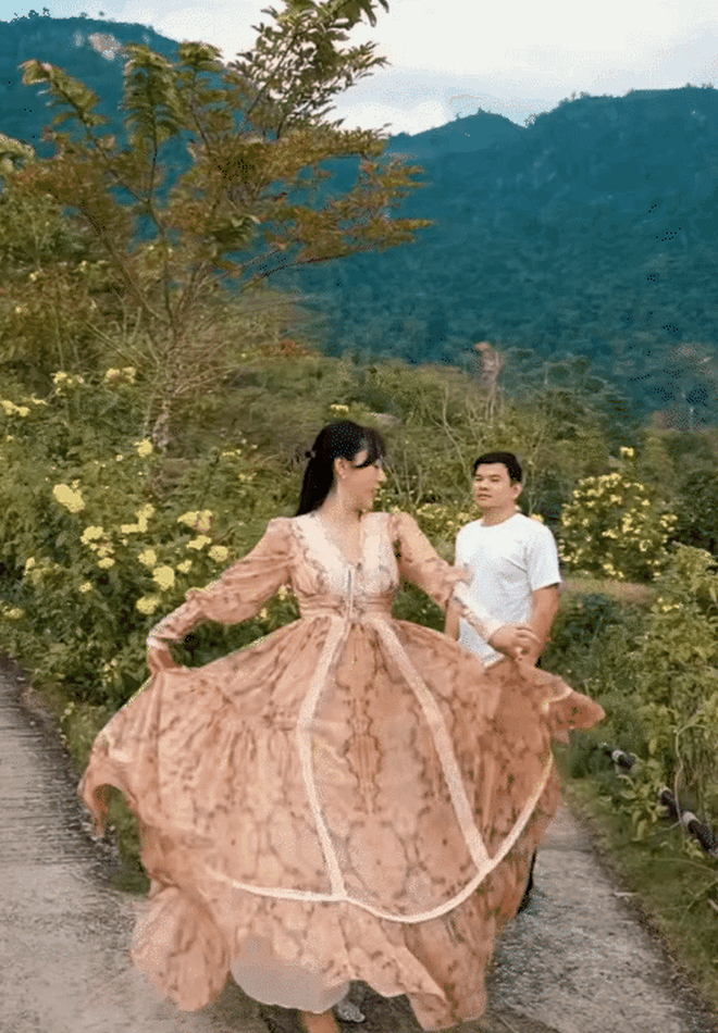 Được chồng yêu chiều suốt 16 năm hôn nhân, phú bà Long Biên tiết lộ tiêu chí chọn chồng: Có một điều rất khó giả tạo- Ảnh 6. Được chồng yêu chiều suốt 16 năm hôn nhân, phú bà Long Biên tiết lộ tiêu chí chọn chồng: Có một điều rất khó giả tạo- Ảnh 6.