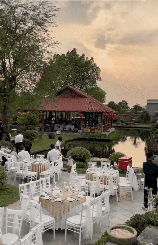 Siêu đám cưới ở Củ Chi: Khí chất hào môn, gia phong quyền quý toát lên từ tư gia nhà gái - Ảnh 10.
