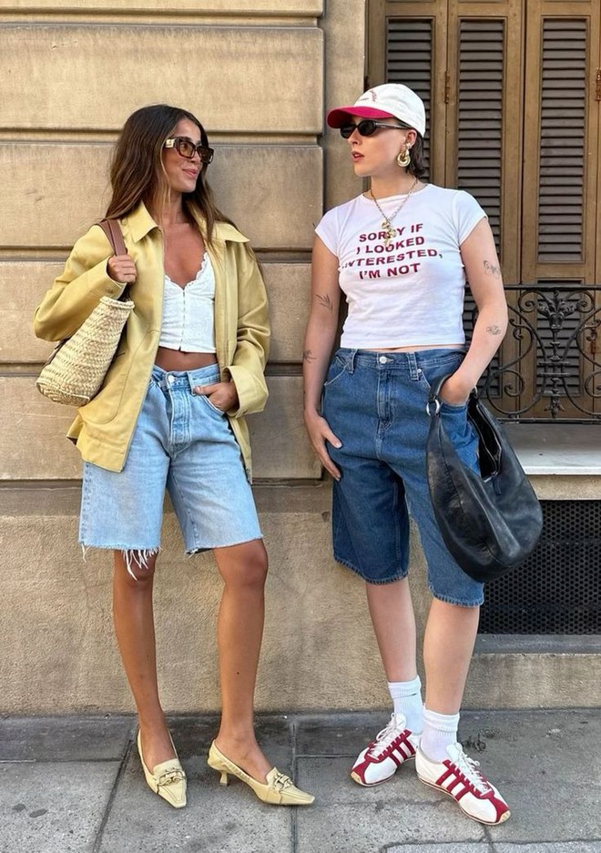 Quần shorts đang được hội “cool girl” nâng tầm: Mix đúng kiểu vừa mát vừa sang, mặc cả hè không chán- Ảnh 8. Quần shorts đang được hội “cool girl” nâng tầm: Mix đúng kiểu vừa mát vừa sang, mặc cả hè không chán- Ảnh 8.
