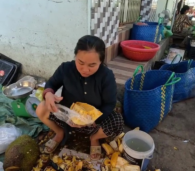 Khách Tây và chuyện ăn mít khi đến Việt Nam: Viết được thành tiểu thuyết 1.000 chương- Ảnh 10. Khách Tây và chuyện ăn mít khi đến Việt Nam: Viết được thành tiểu thuyết 1.000 chương- Ảnh 10.